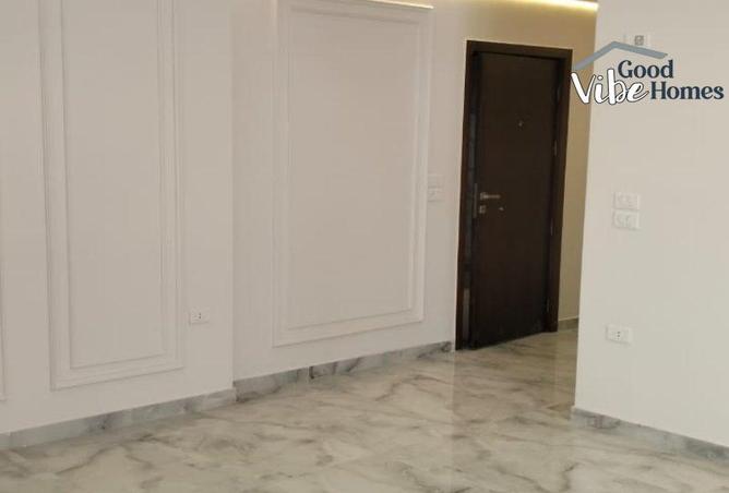 8512429 - Property Image 2