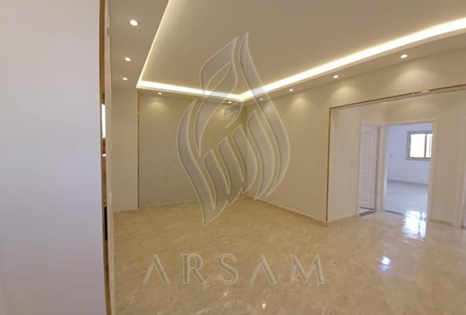 8638831 - Property Image 3