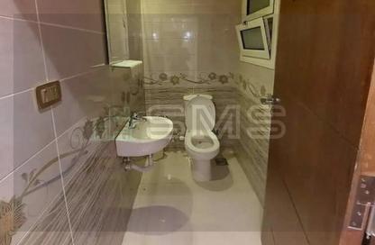 Apartment - 4 Bedrooms - 3 Bathrooms for sale in Ahmed Shawky Axis - El Banafseg 1 - El Banafseg - New Cairo City - Cairo