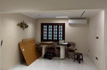 Apartment - 3 Bedrooms - 2 Bathrooms for rent in Al Merghany St. - Ard El Golf - Heliopolis - Masr El Gedida - Cairo