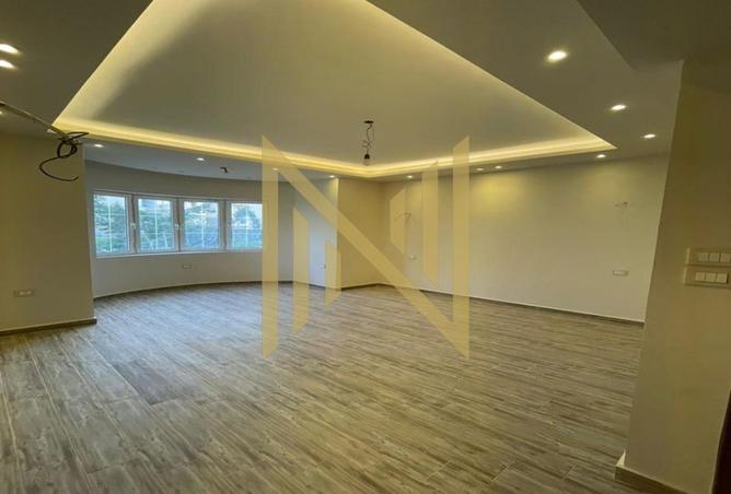 8572373 - Property Main Image