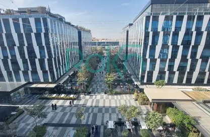 مساحات مكتبية - 7 غرف نوم - 1 حمام للبيع في بارك ستريت - محور 26 يوليو - الشيخ زايد - الجيزة