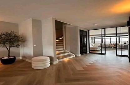 Villa - 4 Bedrooms - 4 Bathrooms for sale in New Giza - Cairo Alexandria Desert Road - 6 October City - Giza
