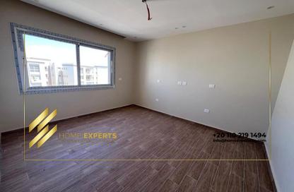Apartment - 3 - 3 for rent in The Residences - New Cairo City - Cairo