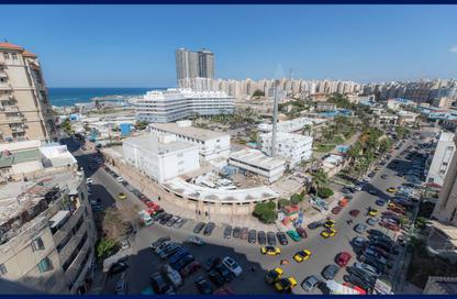 Apartment - 3 Bedrooms - 2 Bathrooms for sale in Abd Al Latif Al Soufani St. - Sidi Gaber - Hay Sharq - Alexandria