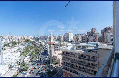 Apartment - 3 Bedrooms - 2 Bathrooms for sale in Abd Al Latif Al Soufani St. - Sidi Gaber - Hay Sharq - Alexandria