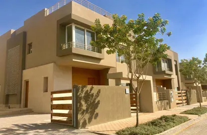 Townhouse - 3 Bedrooms - 4 Bathrooms for sale in Palm Hills Golf Extension - Al Wahat Road - 6 October City - Giza