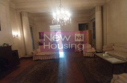Apartment - 4 Bedrooms - 3 Bathrooms for sale in Zamalek - Cairo