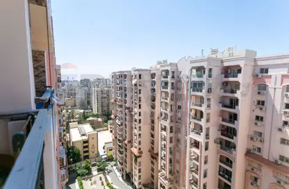 شقة - 3 غرف نوم - 2 حمامات للبيع في شارع فهمي ويصا - لوران - حي شرق - الاسكندرية