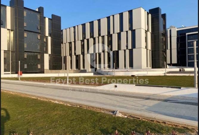 54233365 - صورة العقار 2