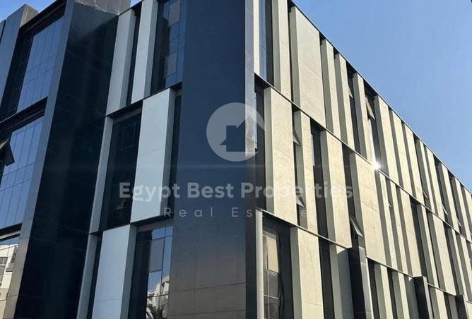 54233365 - صورة العقار 3