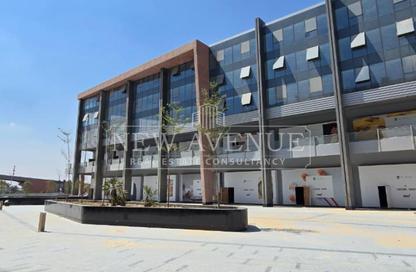 Retail - Studio - 1 Bathroom for sale in Three Sixty - 5th Settlement Compounds - The 5th Settlement - New Cairo City - Cairo