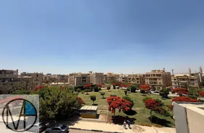 شقة - 3 غرف نوم - 3 حمامات للبيع في شارع الشيماء - المنطقة و - حى جنوب الاكايمية - مدينة القاهرة الجديدة - القاهرة