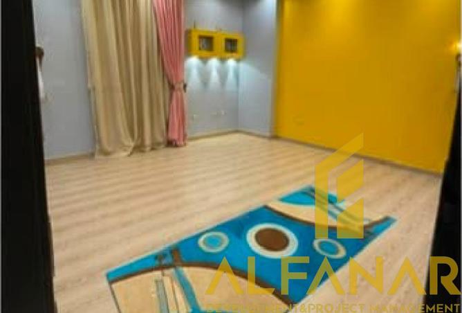 102132893 - Property Image 2
