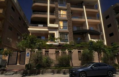Apartment - 3 Bedrooms - 3 Bathrooms for sale in South Lotus - El Lotus - New Cairo City - Cairo