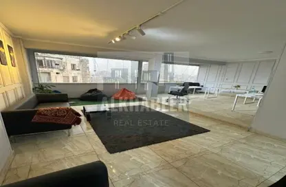 مساحات مكتبية - 3 غرف نوم - 2 حمامات للايجار في شارع مصدق - الدقي - الجيزة