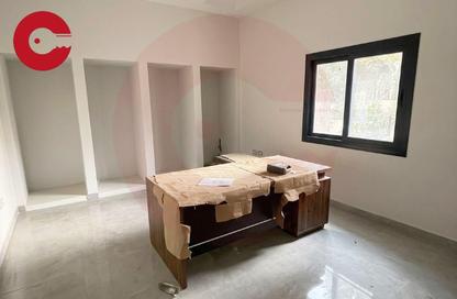 Villa - 5 - 4 for sale in Kafr Abdo St. - Kafr Abdo - Roushdy - Hay Sharq - Alexandria