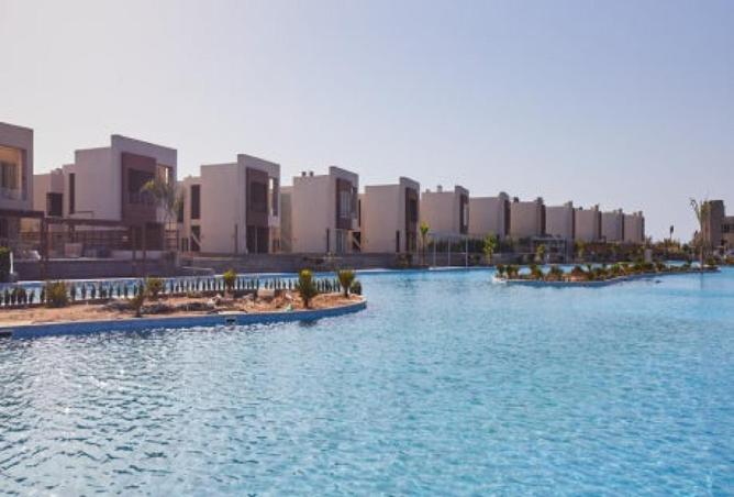 68002021 - Property Image 3