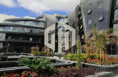 مساحات مكتبية - غرفة نوم - 1 حمام للايجار في شارع التسعين الجنوبي - التجمع الخامس - مدينة القاهرة الجديدة - القاهرة