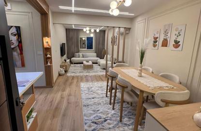 Apartment - 2 - 1 for rent in Hassan Assem St. - Zamalek - Cairo