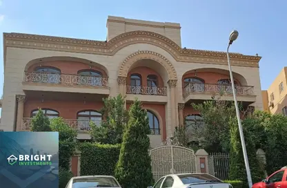 Apartment - 3 Bedrooms - 3 Bathrooms for sale in Ganoob El Acadimia - New Cairo City - Cairo Apartment - 3 Bedrooms - 3 Bathrooms for sale in Ganoob El Acadimia - New Cairo City - Cairo