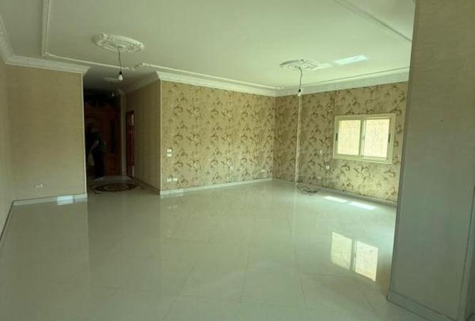 106017025 - Property Image 2