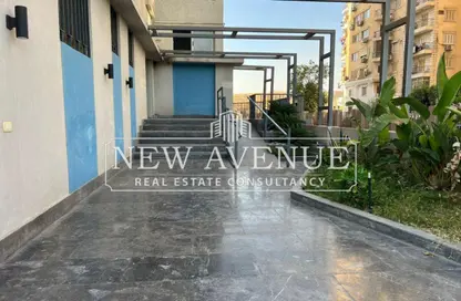 Office Space - 4 Bedrooms - 4 Bathrooms for sale in Abdelhamid Gouda Al Sahar St. - Zahraa El Maadi - Hay El Maadi - Cairo