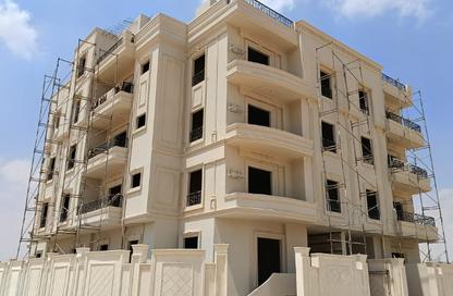 Apartment - 4 Bedrooms - 3 Bathrooms for sale in Bait Alwatan - The 5th Settlement - New Cairo City - Cairo