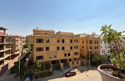 شقة - 3 غرف نوم - 2 حمامات للبيع في شارع الجزيرة - المستثمرين الجنوبية - مدينة القاهرة الجديدة - القاهرة