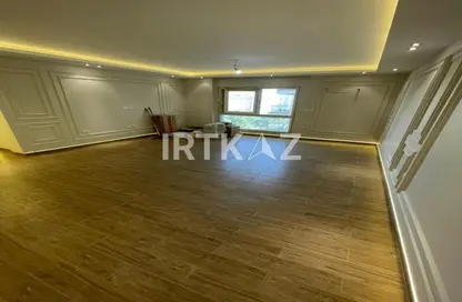 Apartment - 3 Bedrooms - 2 Bathrooms for sale in Mountain View iCity - 5th Settlement Compounds - The 5th Settlement - New Cairo City - Cairo