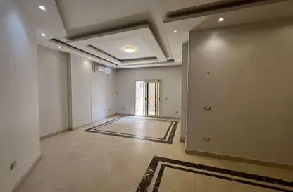 Apartment - 3 Bedrooms - 2 Bathrooms for rent in Leila - North Investors Area - New Cairo City - Cairo