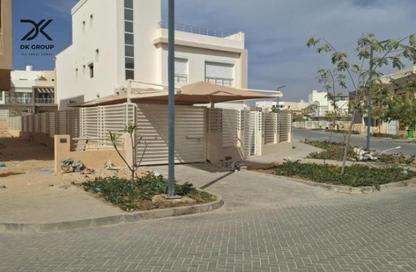 Villa - 4 Bedrooms - 5 Bathrooms for sale in Grand Heights - Northern Expansions - 6 October City - Giza