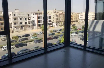 مساحات مكتبية - 5 غرف نوم - 1 حمام للايجار في كايرو بيزنس بارك - كمبوندات التجمع الخامس - التجمع الخامس - مدينة القاهرة الجديدة - القاهرة
