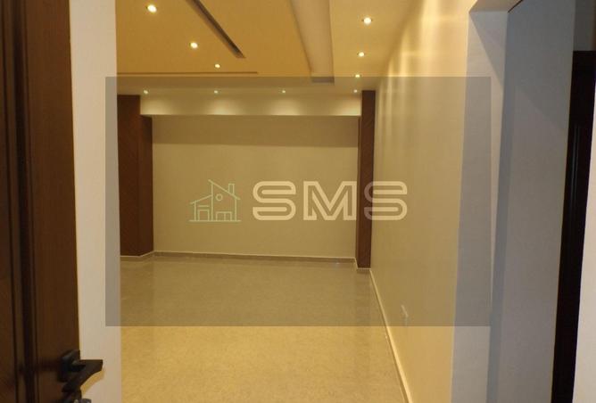 8708594 - Property Main Image