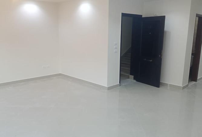 108521102 - Property Image 2