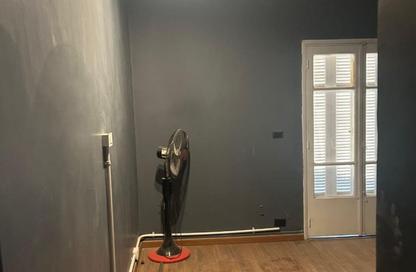 Office Space - 2 Bedrooms - 1 Bathroom for rent in Cleopatra St. - El Korba - Heliopolis - Masr El Gedida - Cairo