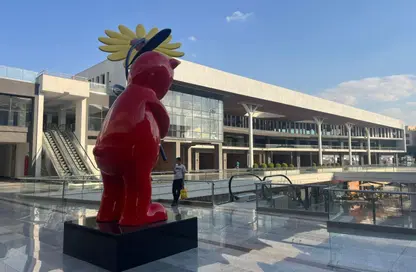 Office Space - 1 Bedroom - 1 Bathroom for sale in West Gate - 6 October Compounds - 6 October City - Giza