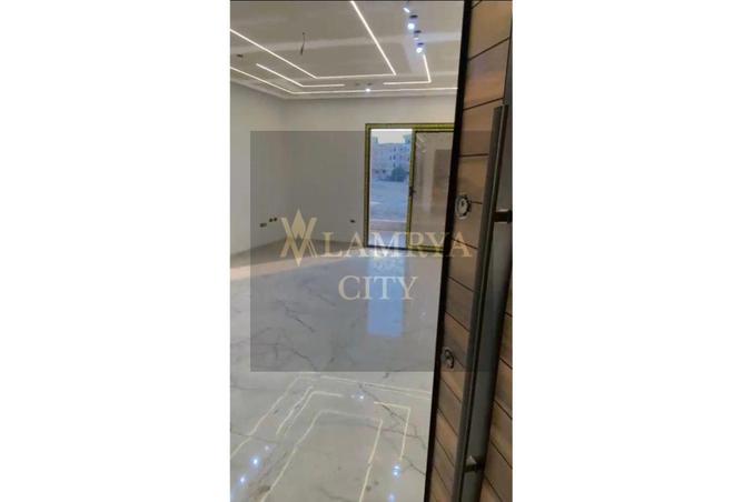 2OiYqxdcVyS - Property Main Image