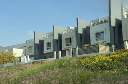 Townhouse - 3 Bedrooms - 3 Bathrooms for sale in Garden Residence - Hyde Park - New Cairo City - Cairo
