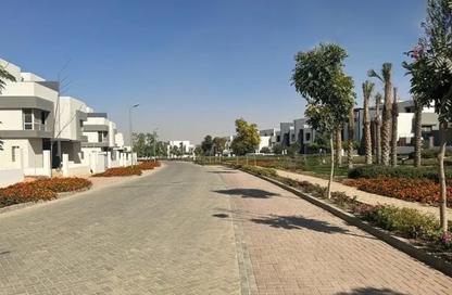 Townhouse - 3 Bedrooms - 3 Bathrooms for sale in Garden Residence - Hyde Park - New Cairo City - Cairo