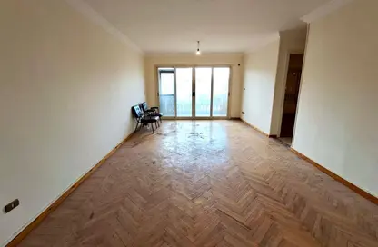 Apartment - 3 Bedrooms - 2 Bathrooms for rent in Batlimos Al Falaki St. - Saba Basha - Hay Sharq - Alexandria