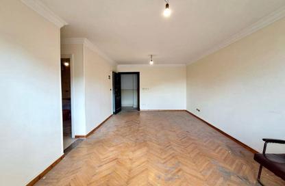 Apartment - 3 Bedrooms - 2 Bathrooms for rent in Batlimos Al Falaki St. - Saba Basha - Hay Sharq - Alexandria