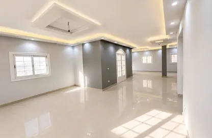 شقة - 3 غرف نوم - 3 حمامات للايجار في شارع بريد التجمع الاول - التجمع الاول - مدينة القاهرة الجديدة - القاهرة