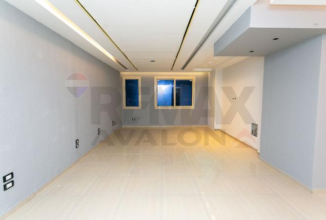 104876963 - Property Main Image
