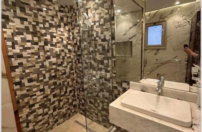 Apartment - 2 Bedrooms - 2 Bathrooms for sale in Galleria Residences - South Investors Area - New Cairo City - Cairo