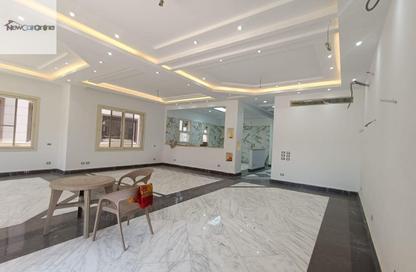 Villa - 5 - 5 for rent in Lake View - 5th Settlement Compounds - The 5th Settlement - New Cairo City - Cairo