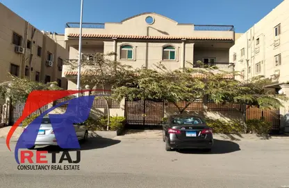 شقة - 3 غرف نوم - 2 حمامات للايجار في البنفسج 3 - البنفسج - مدينة القاهرة الجديدة - القاهرة