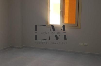 Apartment - 3 Bedrooms - 2 Bathrooms for rent in South Lotus - El Lotus - New Cairo City - Cairo