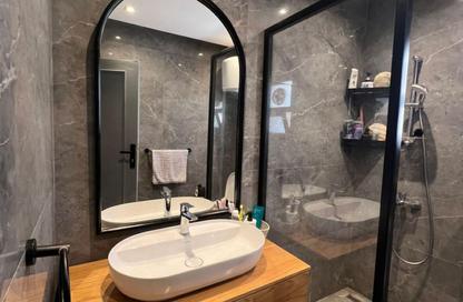 Apartment - 3 Bedrooms - 1 Bathroom for sale in Thirteenth Sector - Zahraa El Maadi - Hay El Maadi - Cairo