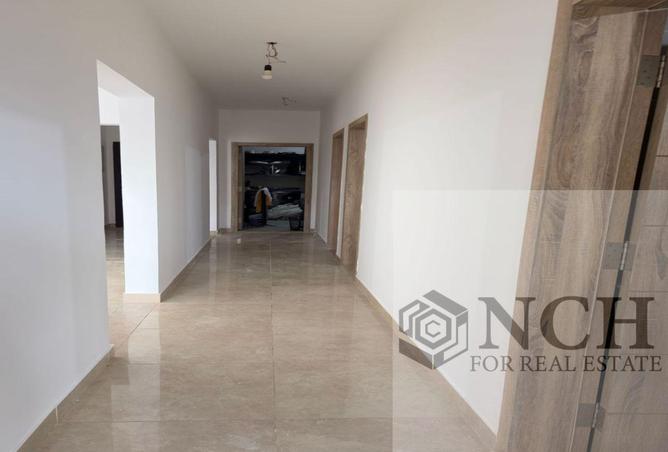 57484133 - Property Image 3